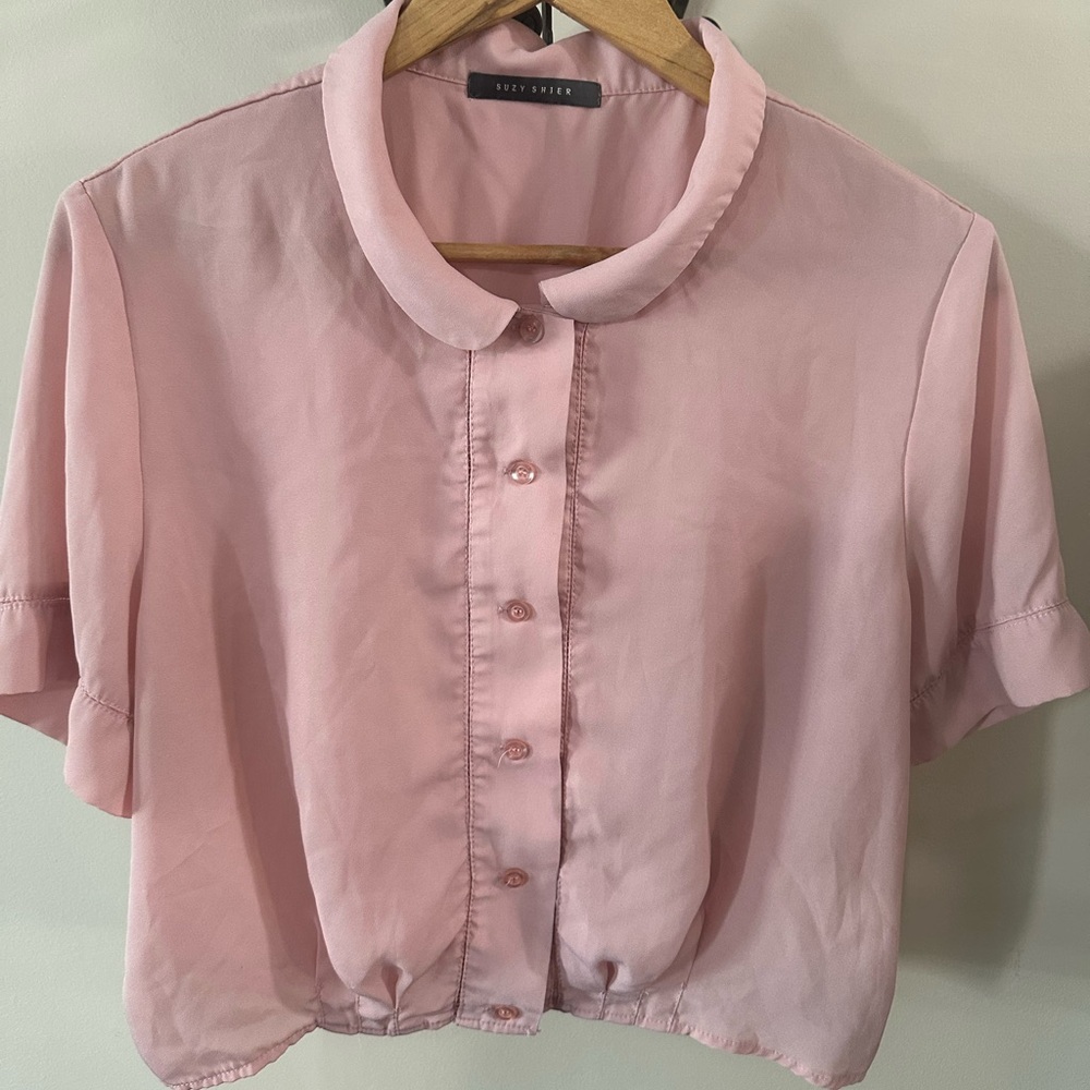 5/$20 Suzy Shier XL Light Pink Cropped Short Sleeve Button-Down Blouse